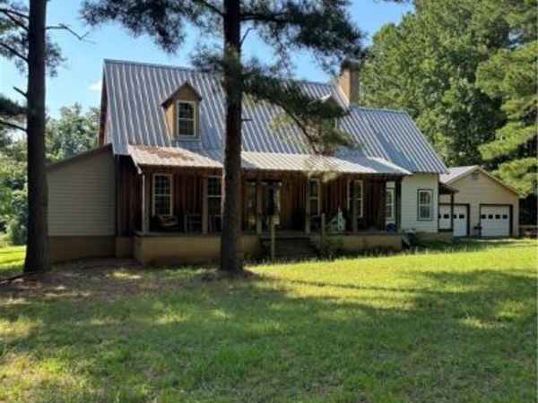 2695 Bethel Church Road, Green Bay, VA 23942