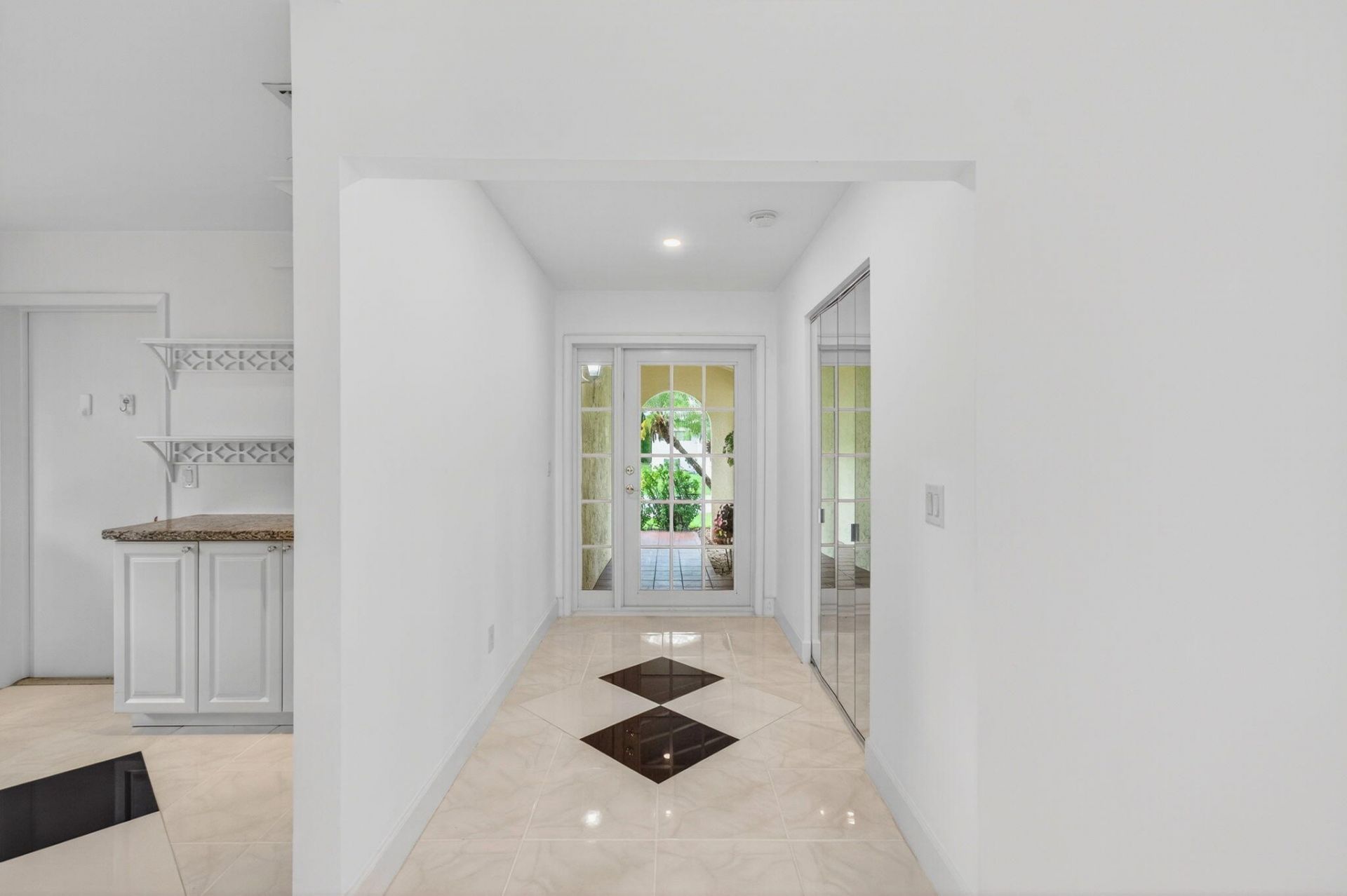6105 Via Laguna Lane, Boca Raton, FL 33433 Photo