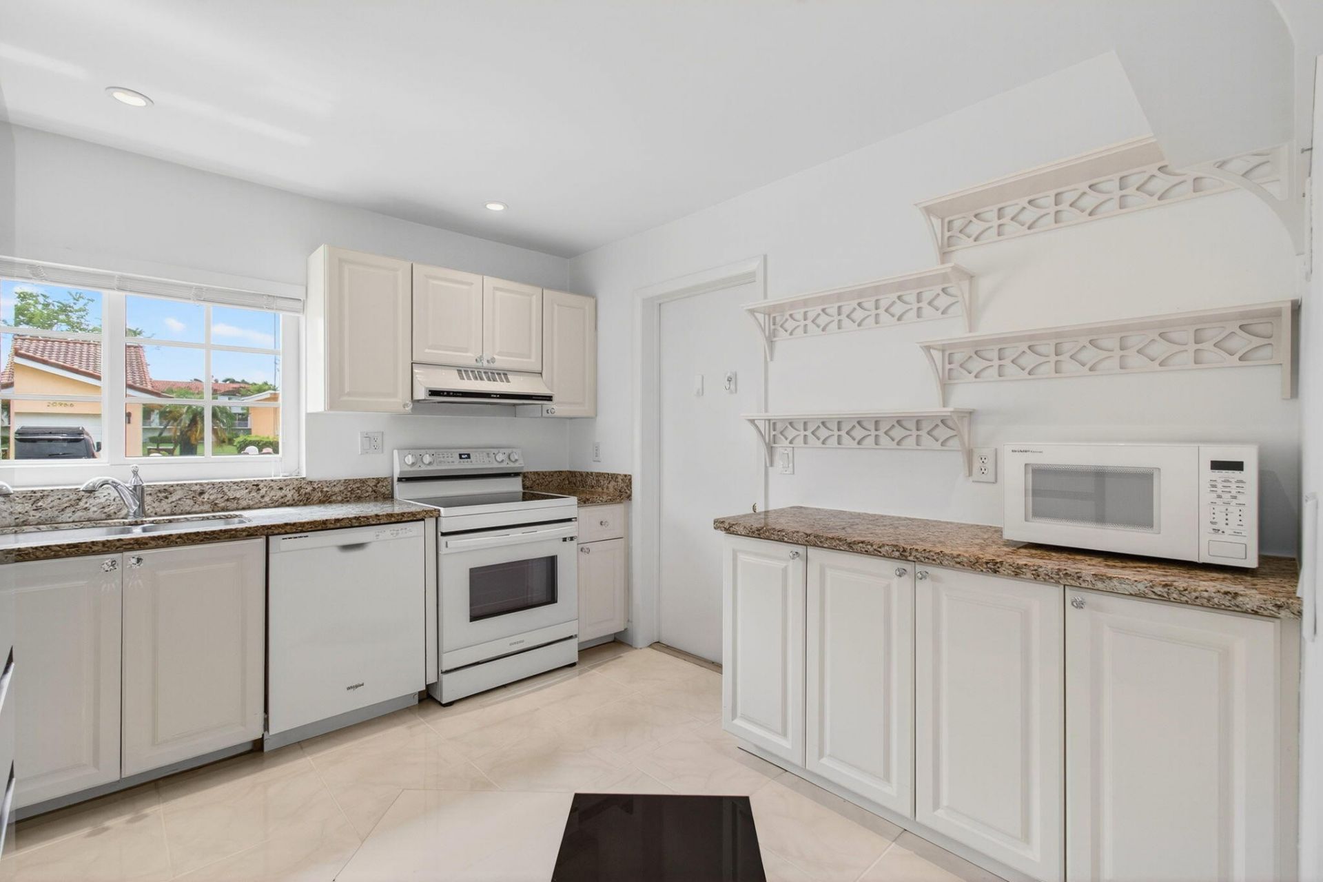 6105 Via Laguna Lane, Boca Raton, FL 33433 Photo