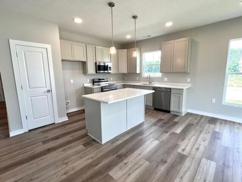 87 Wellesley Drive, Delaware, OH 43015 Photo 3