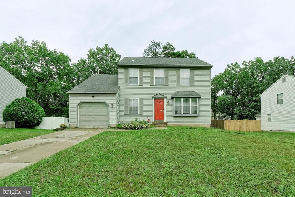 77 Rosalind Circle, Sicklerville, NJ 08081 Main Photo