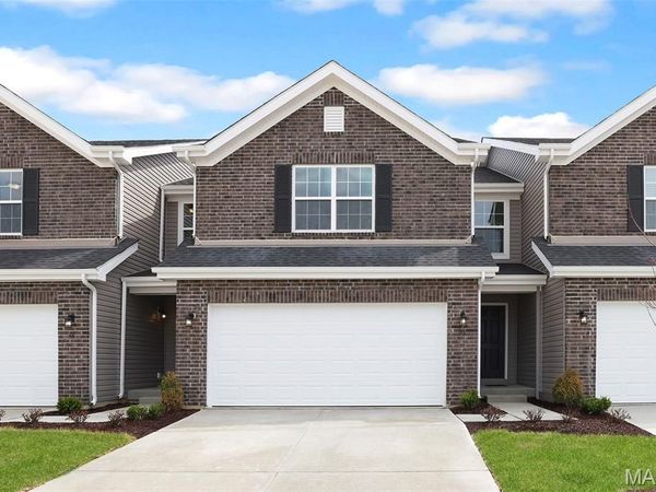 20 Fairmount Grove Drive, St Peters, MO 63376