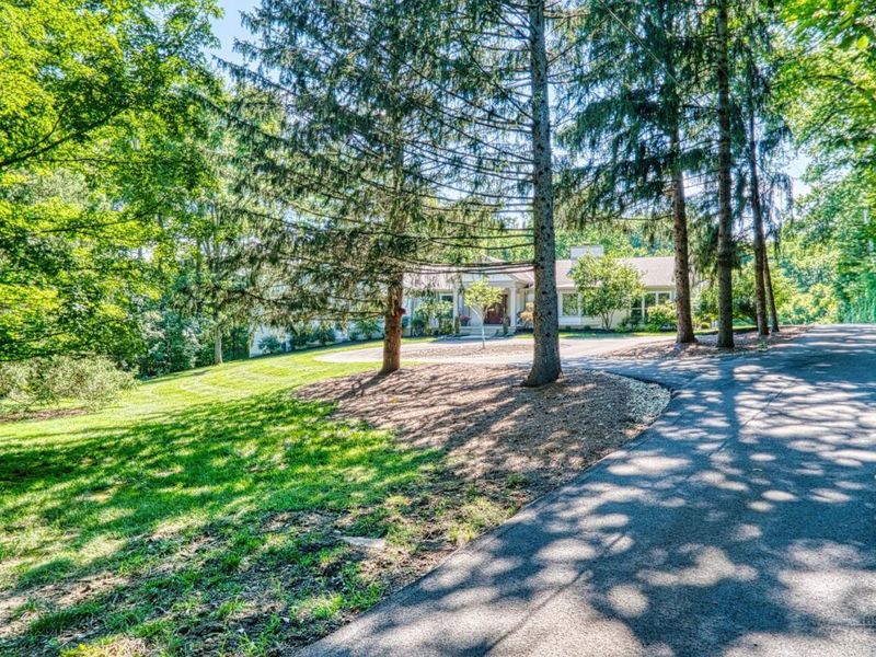 5995 Drake Road, Indian Hill, OH 45243 Photo 63