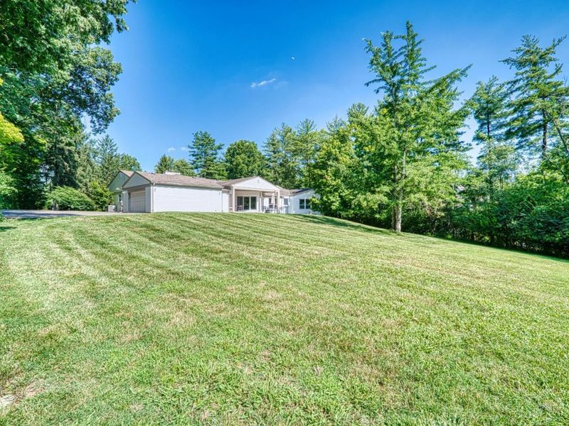 5995 Drake Road, Indian Hill, OH 45243 Photo 67