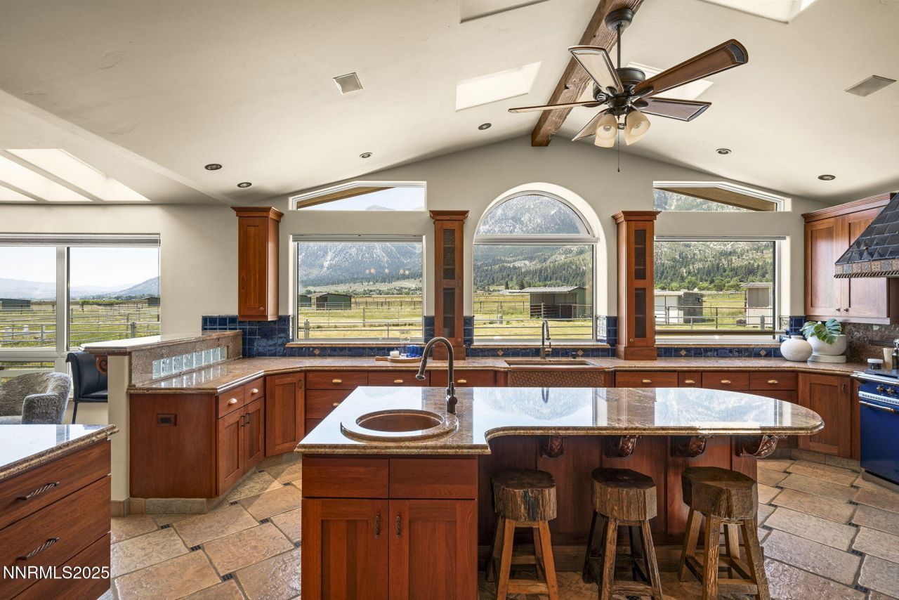 389 Mottsville Lane, Gardnerville, NV 89460 Photo