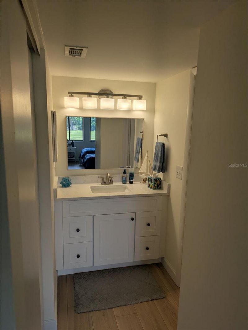 4531 Longwater, Unit 16, Sarasota, FL 34235 Photo