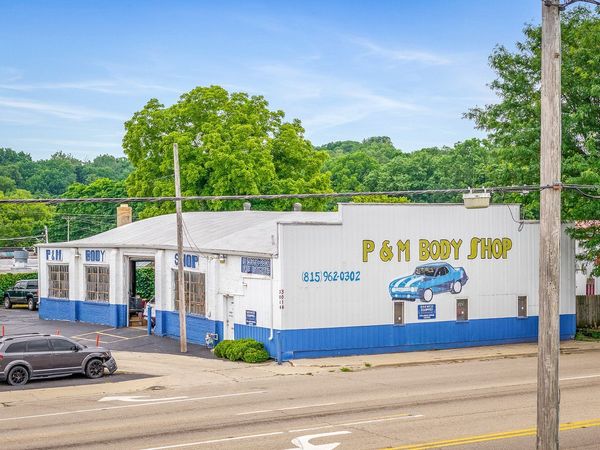 3014 AUBURN, Rockford, IL 61101