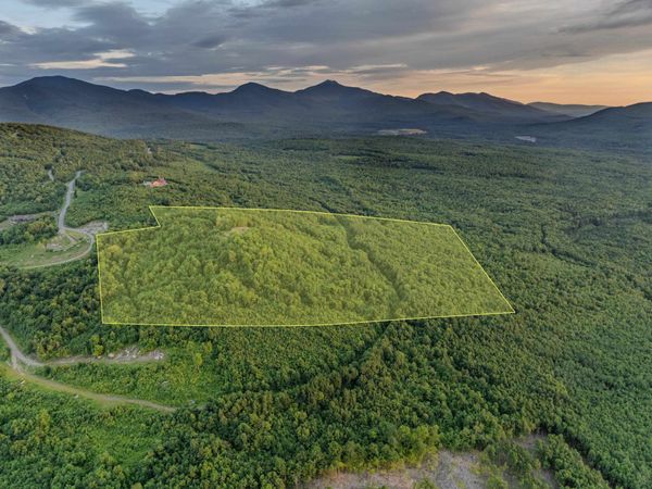 000 Ledgewood Drive, Unit 9.8, Bethlehem, NH 03574