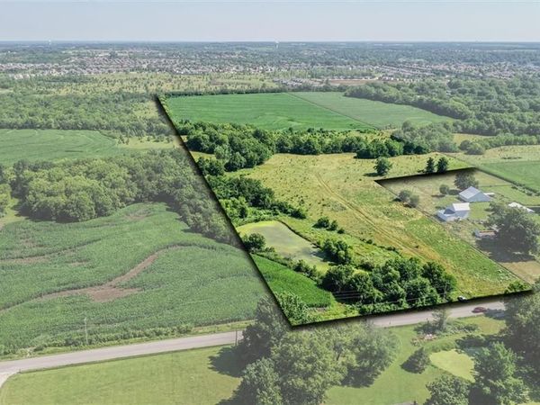 East Gore Road, Raymore, MO 64083