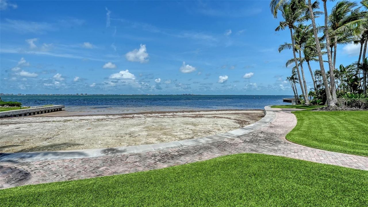 4423 Bay Shore Road, Sarasota, FL 34234 Photo