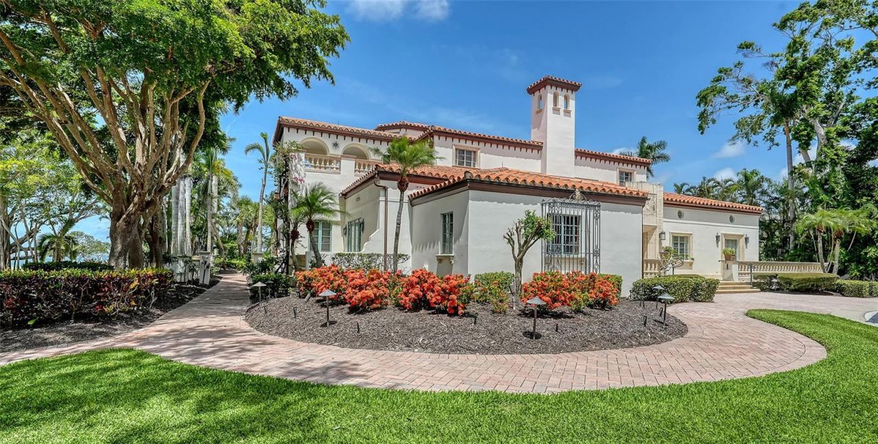 4423 Bay Shore Road, Sarasota, FL 34234 Photo