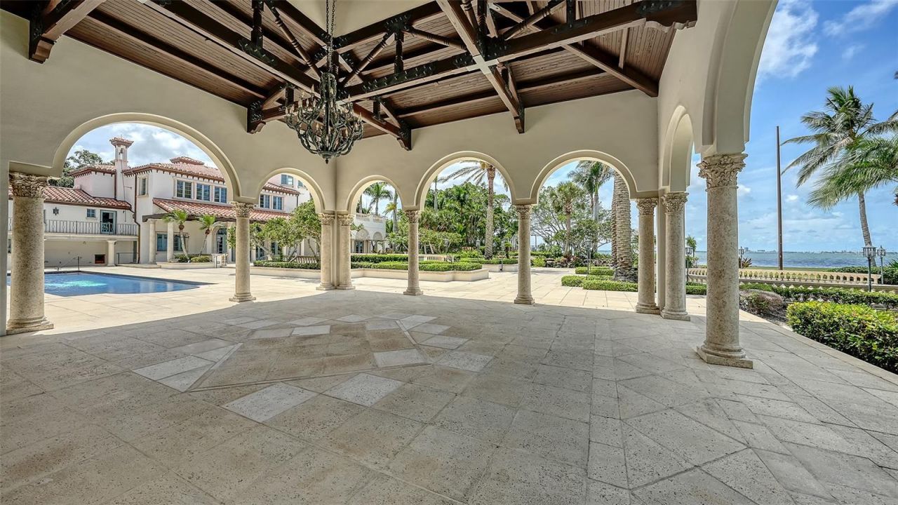 4423 Bay Shore Road, Sarasota, FL 34234 Photo