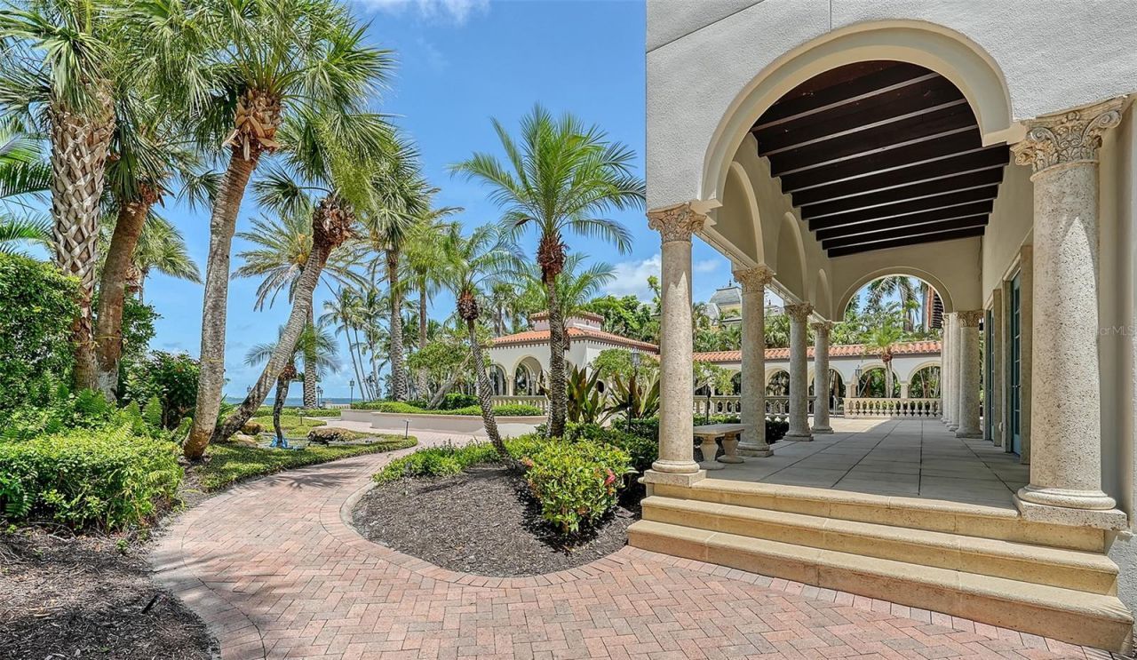 4423 Bay Shore Road, Sarasota, FL 34234 Photo