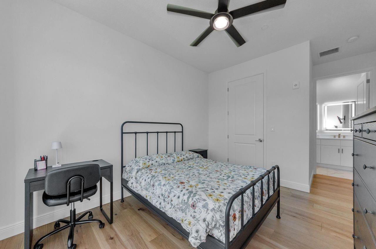 600 3rd Avenue S, Unit 301, Saint Petersburg, FL 33701 Photo