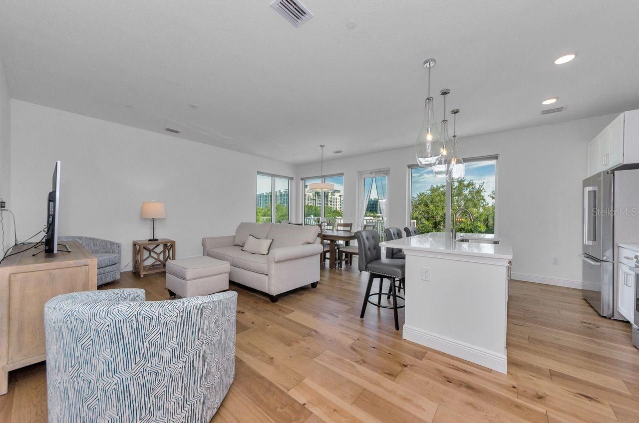 600 3rd Avenue S, Unit 301, Saint Petersburg, FL 33701 Photo