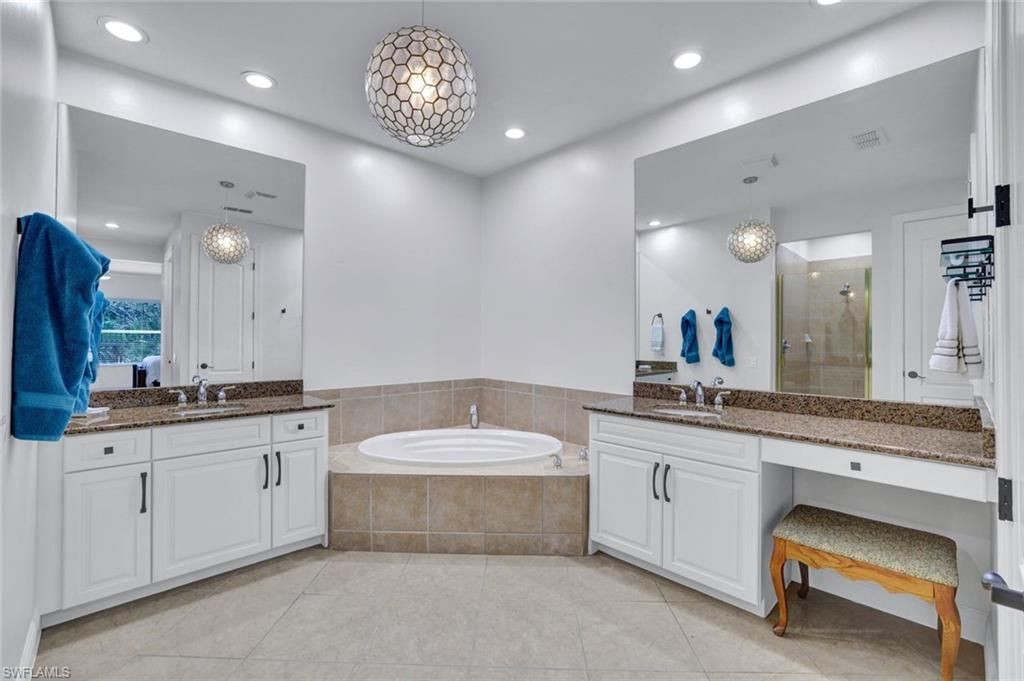 28492 Altessa Way, Unit 202, Bonita Springs, FL 34135 Photo