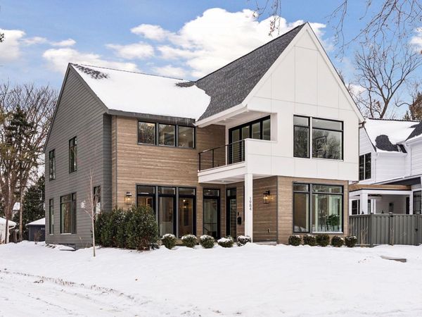 1984 Kenwood Parkway, Minneapolis, MN 55405