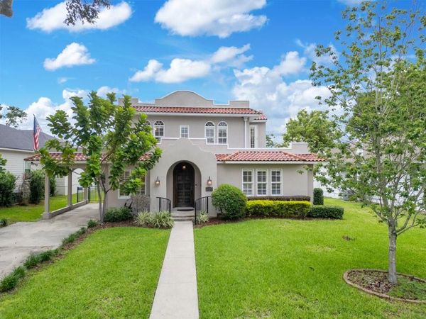 207 W MAXWELL STREET, LAKELAND, FL 33803