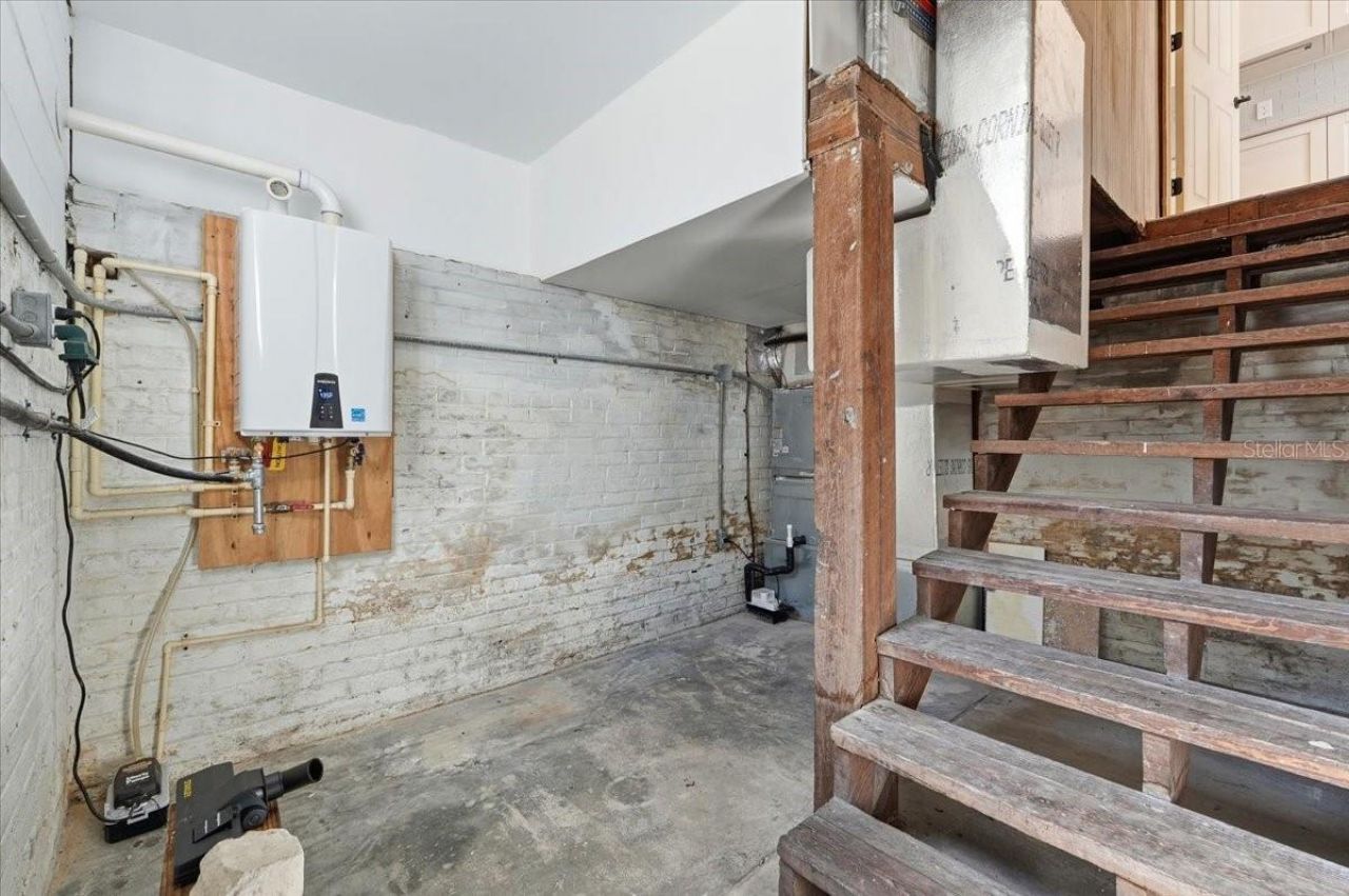 207 W Maxwell Street, Lakeland, FL 33803 Photo