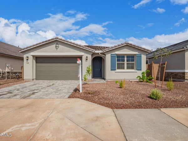 5448 W MANZANITA Drive, Glendale, AZ 85302