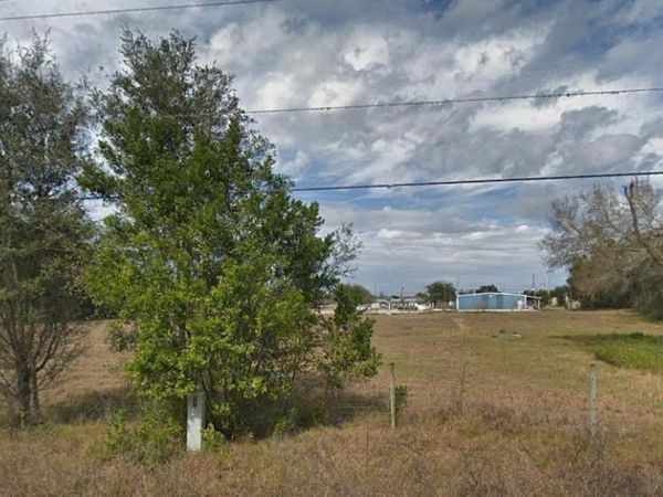 4137 NEW RIVER RD, ZEPHYRHILLS, FL 33542