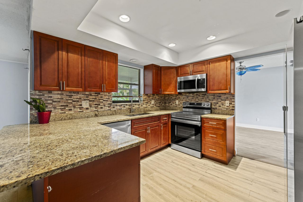 106 NW Broadview Street, Port Saint Lucie, FL 34983 Photo