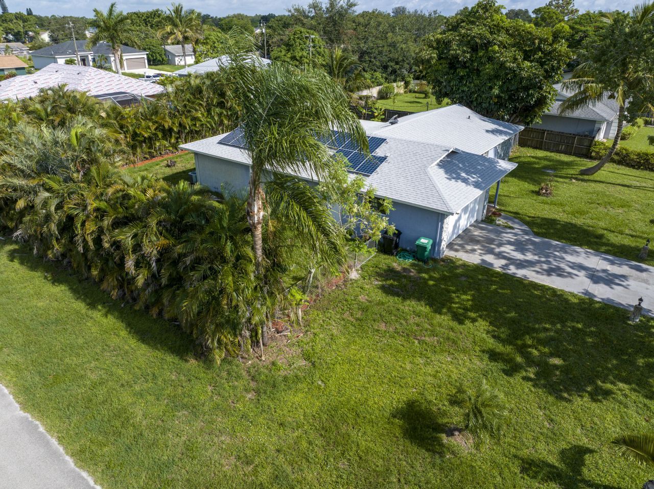 106 NW Broadview Street, Port Saint Lucie, FL 34983 Photo