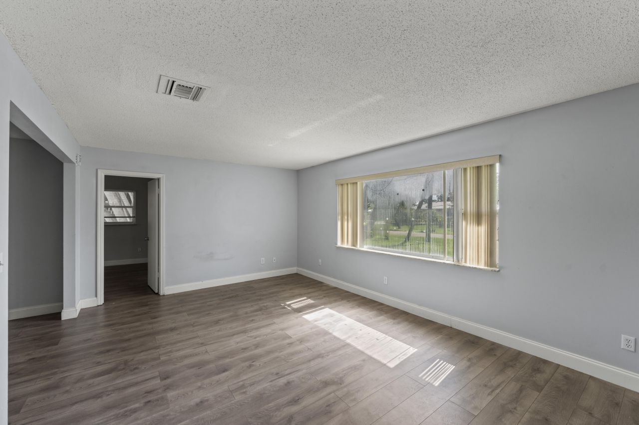 106 NW Broadview Street, Port Saint Lucie, FL 34983 Photo