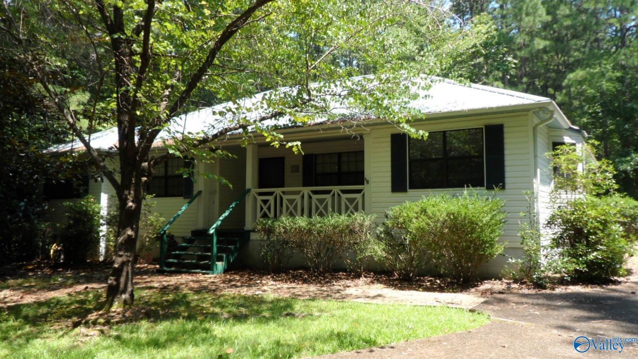 174 Brasher Cutoff Road, Gallant, AL 35972 Main Photo