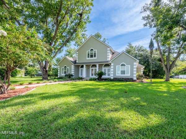 10215 N GLEN Avenue, Glen St. Mary, FL 32040