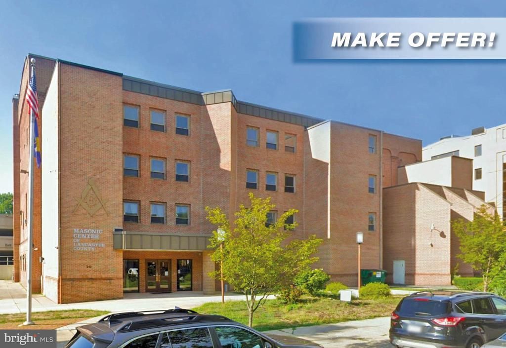 213 W CHESTNUT STREET, LANCASTER, PA 17603