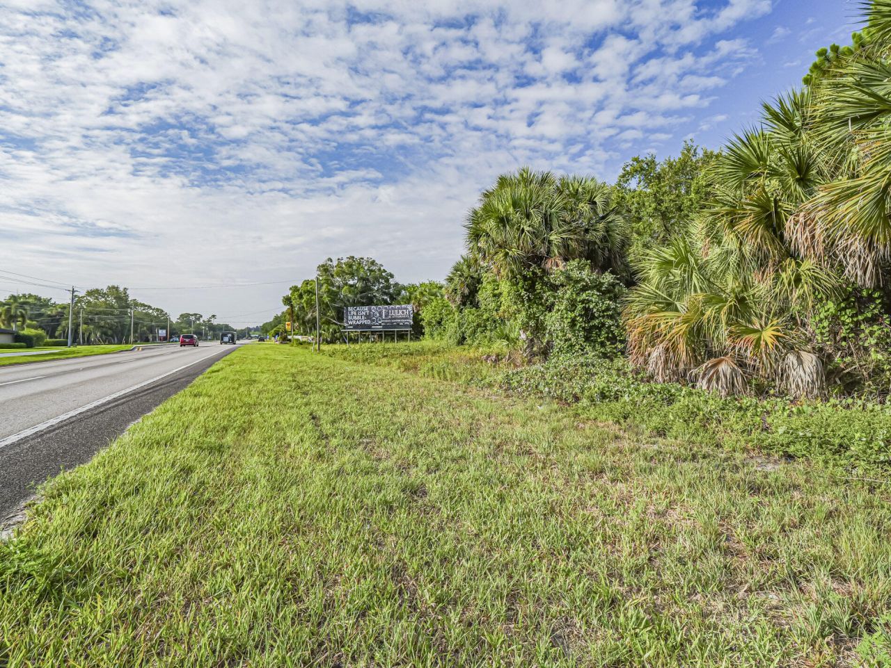 7555 Us Highway 1 Highway, Vero Beach, FL 32967 Photo