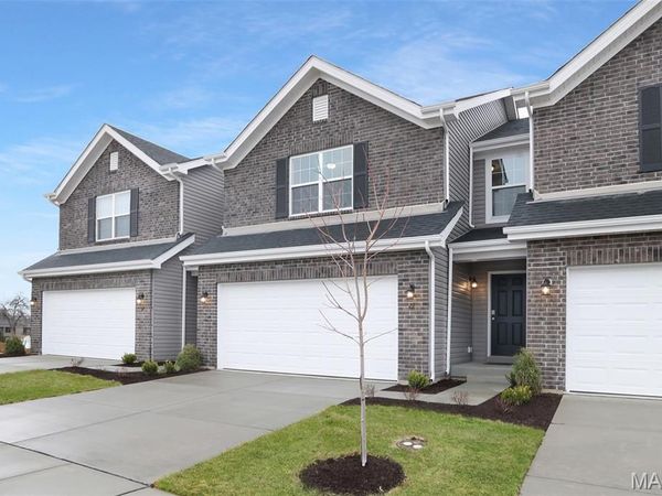 22 Fairmount Grove Drive, St Peters, MO 63376