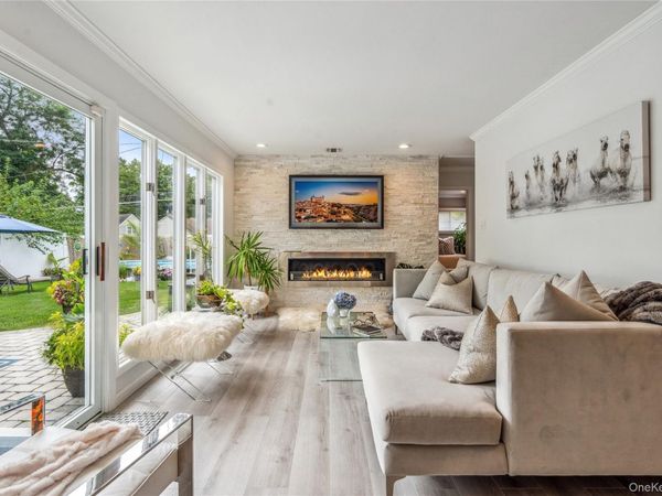 55 Duckpond Drive N, Wantagh, NY 11793