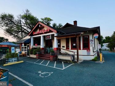 2206 FONTAINE AVENUE, CHARLOTTESVILLE, VA 22903