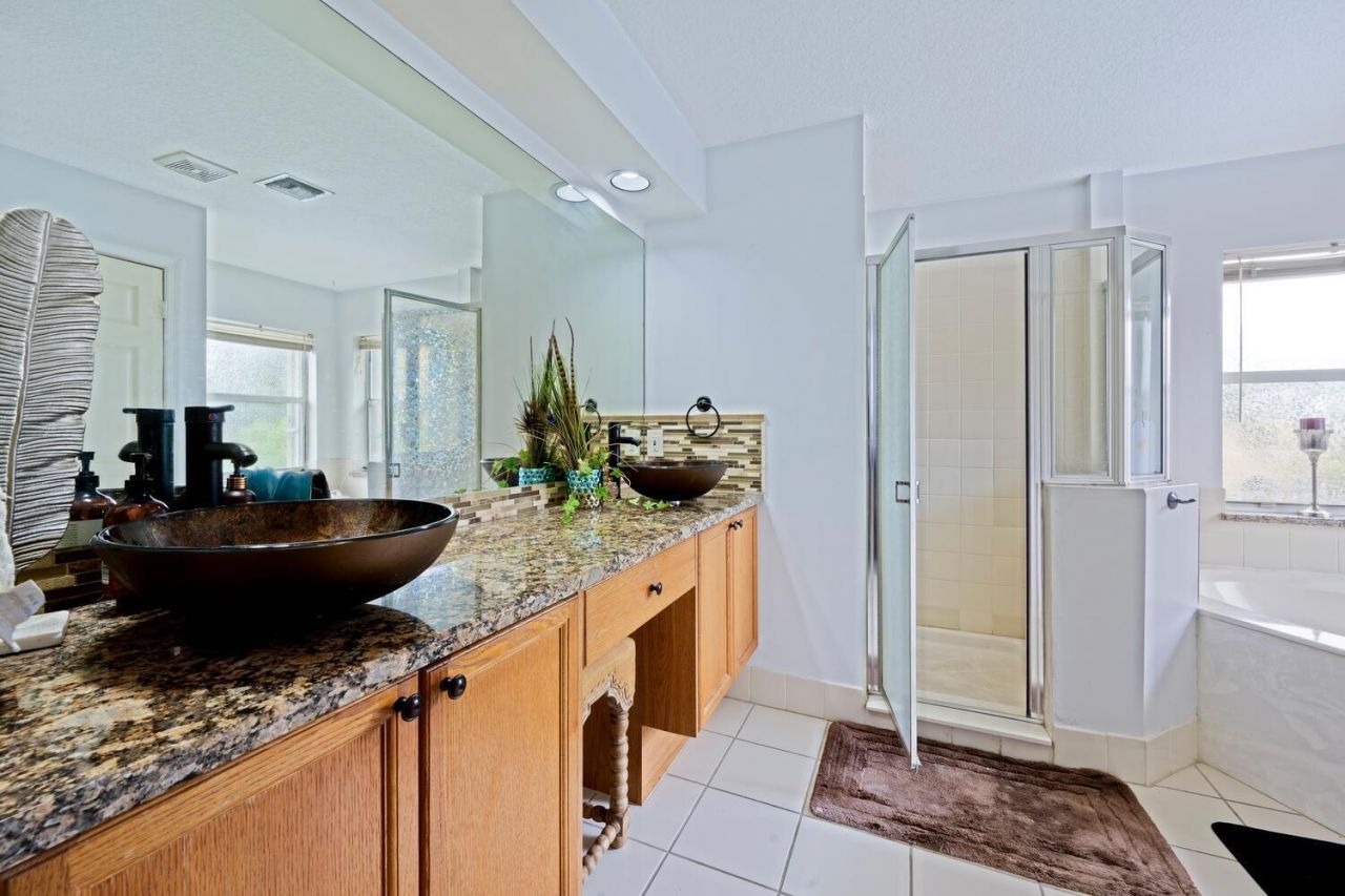 4043 Lake Tahoe Circle, West Palm Beach, FL 33409 Photo