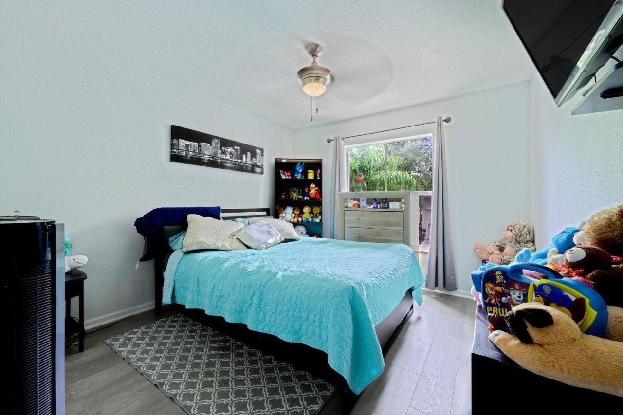 4043 Lake Tahoe Circle, West Palm Beach, FL 33409 Photo