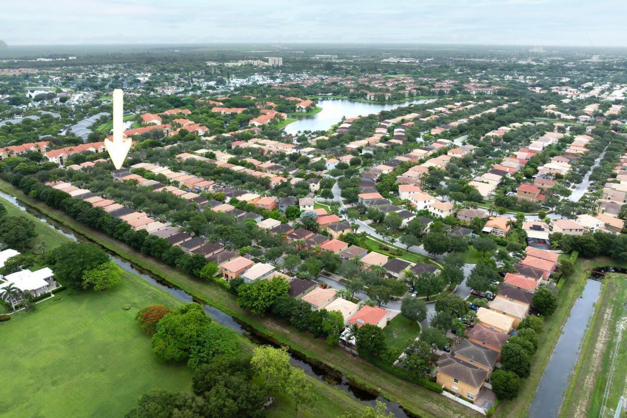 4043 Lake Tahoe Circle, West Palm Beach, FL 33409 Photo