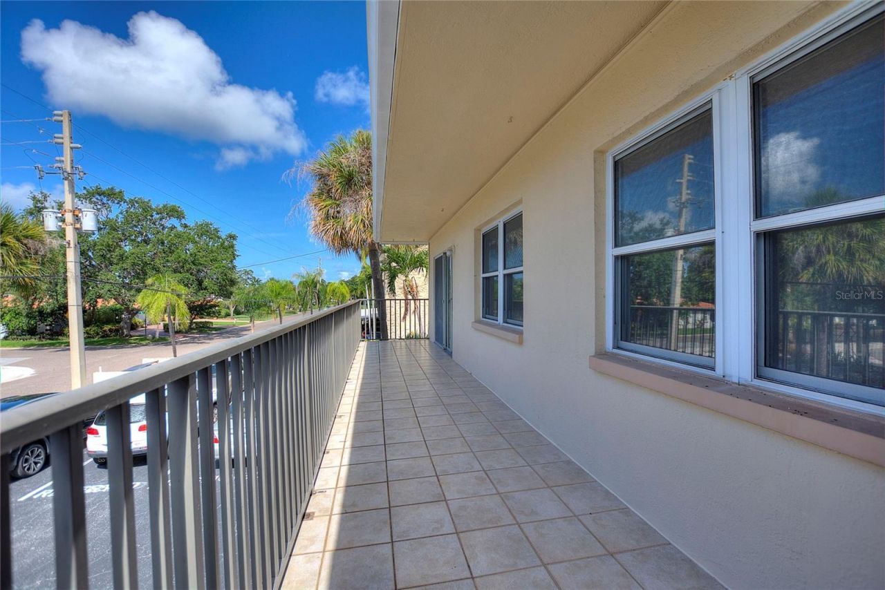 3753 46th Avenue S, Unit 10, Saint Petersburg, FL 33711 Photo