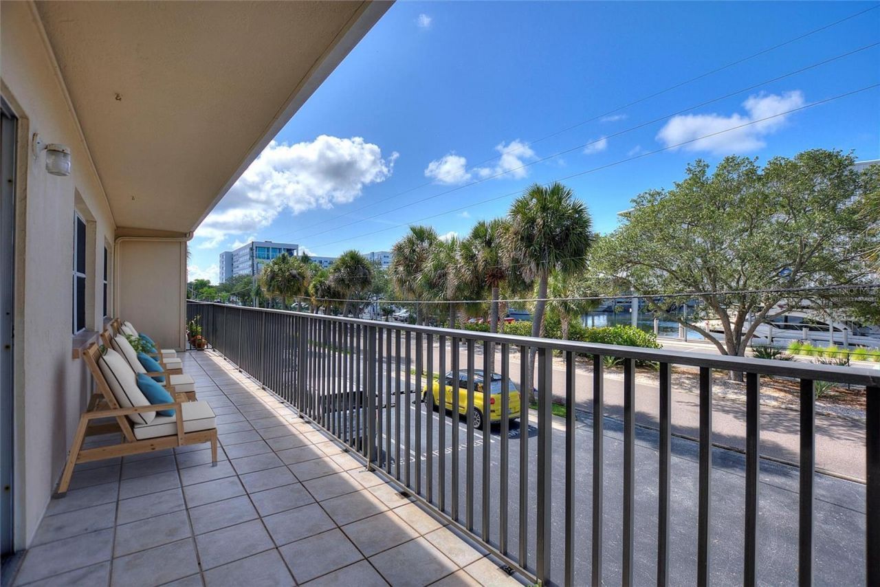 3753 46th Avenue S, Unit 10, Saint Petersburg, FL 33711 Photo