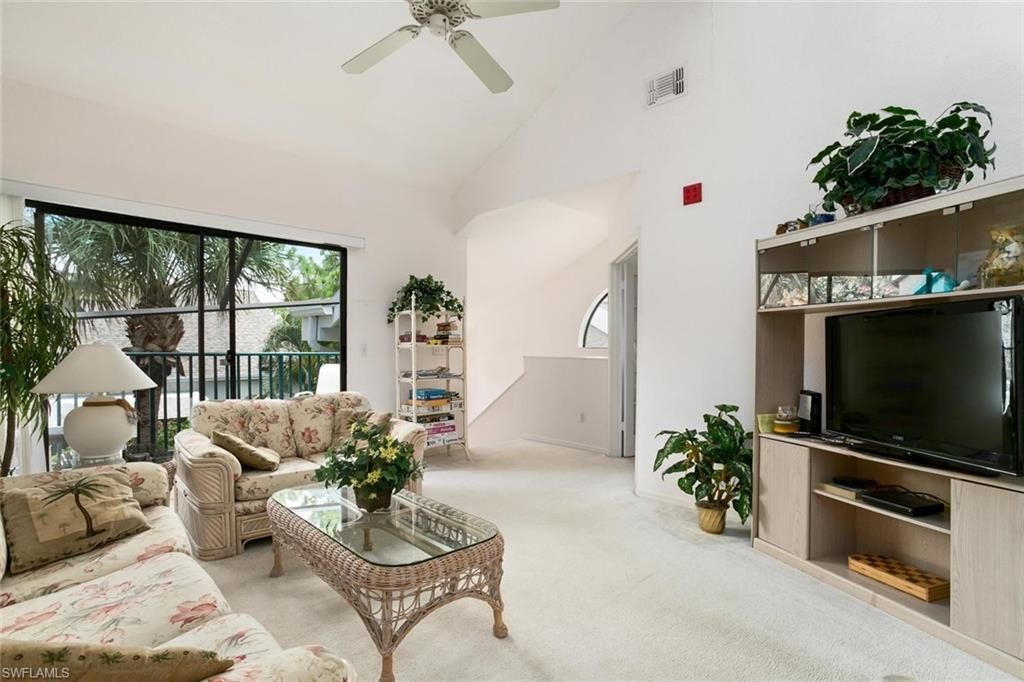 81 Emerald Woods Dr, Unit M8, Naples, FL 34108 Photo