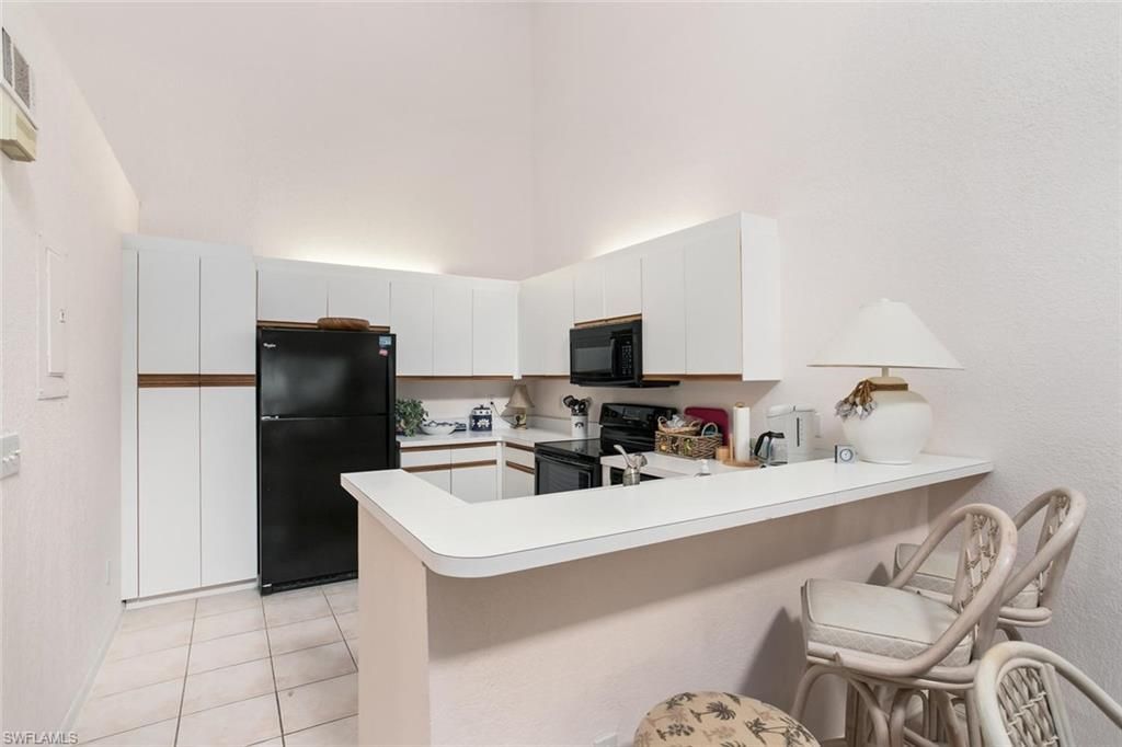81 Emerald Woods Dr, Unit M8, Naples, FL 34108 Photo