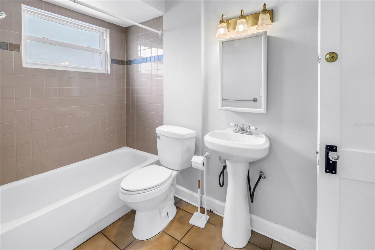 116 16th Avenue Se, Saint Petersburg, FL 33701 Photo