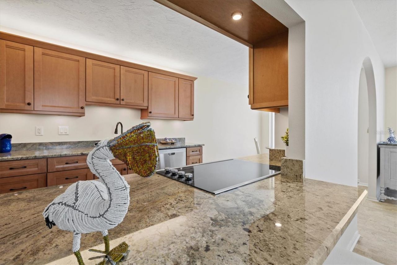 2425 Gulf Of Mexico Drive, Unit 10F, Longboat Key, FL 34228 Photo