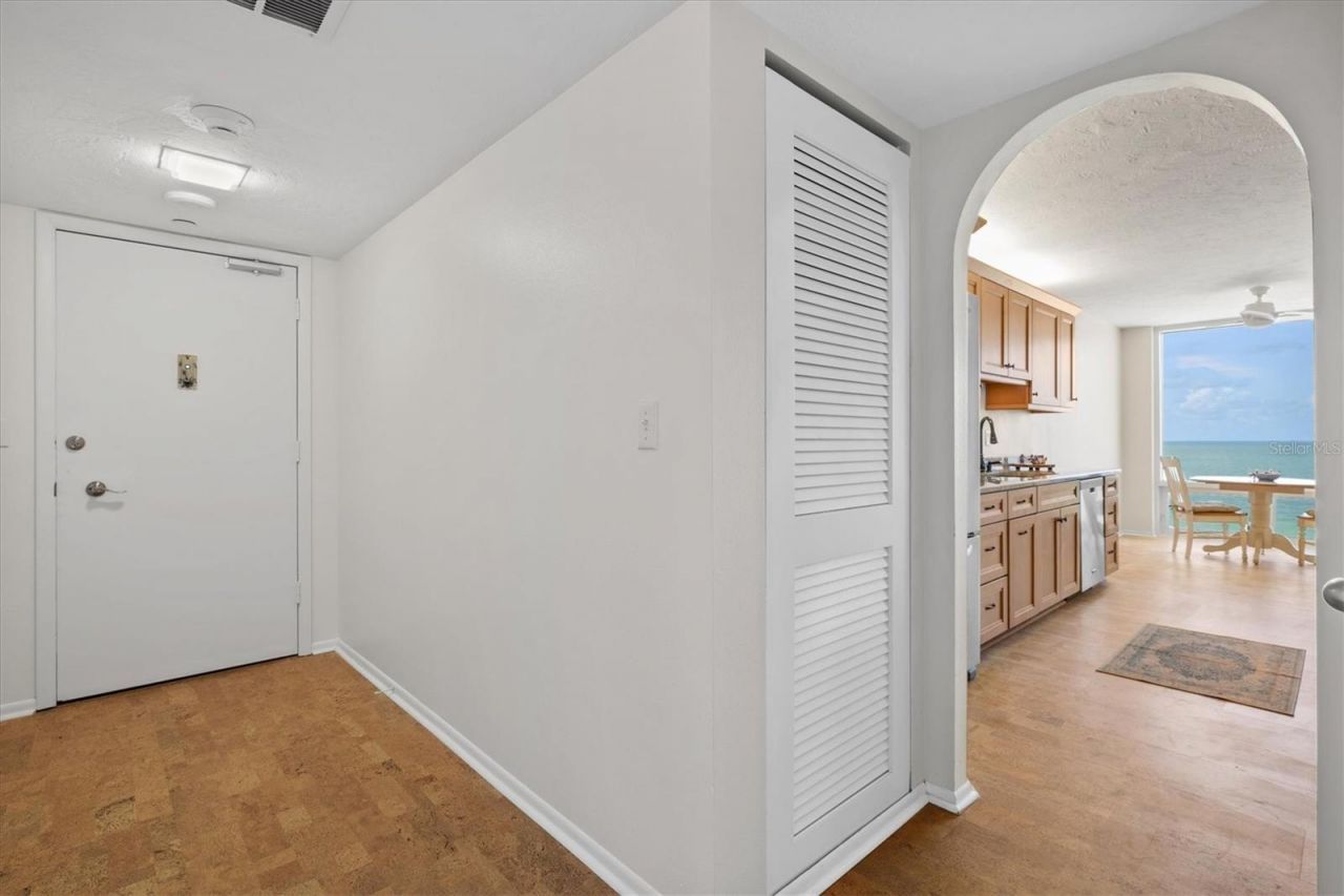 2425 Gulf Of Mexico Drive, Unit 10F, Longboat Key, FL 34228 Photo