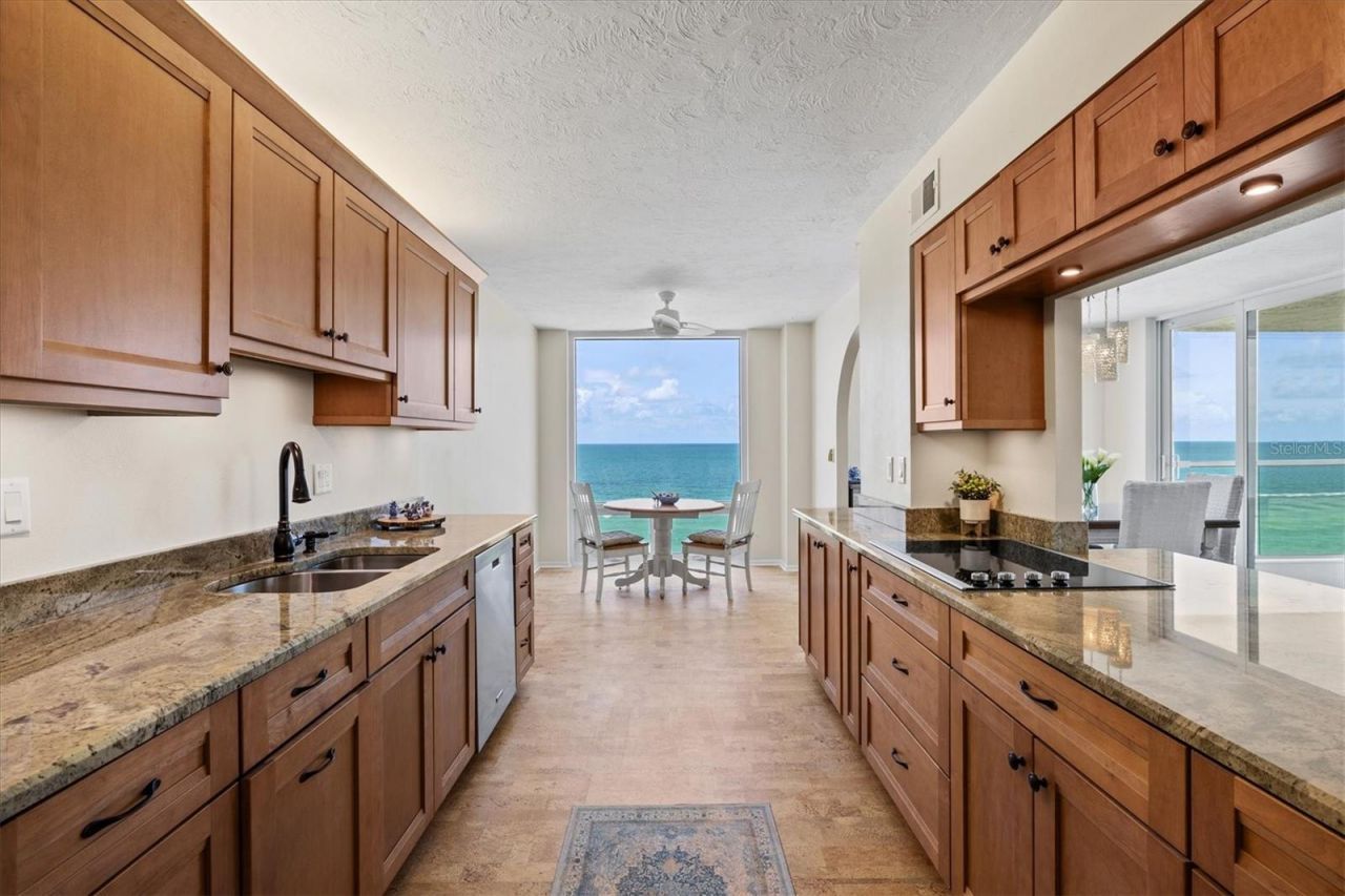 2425 Gulf Of Mexico Drive, Unit 10F, Longboat Key, FL 34228 Photo