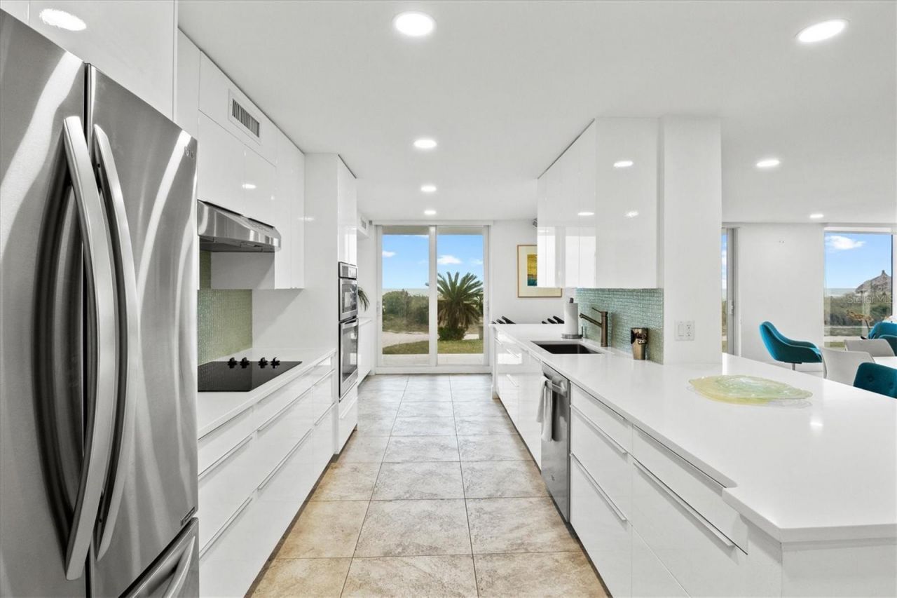 2425 Gulf Of Mexico Drive, Unit 10F, Longboat Key, FL 34228 Photo