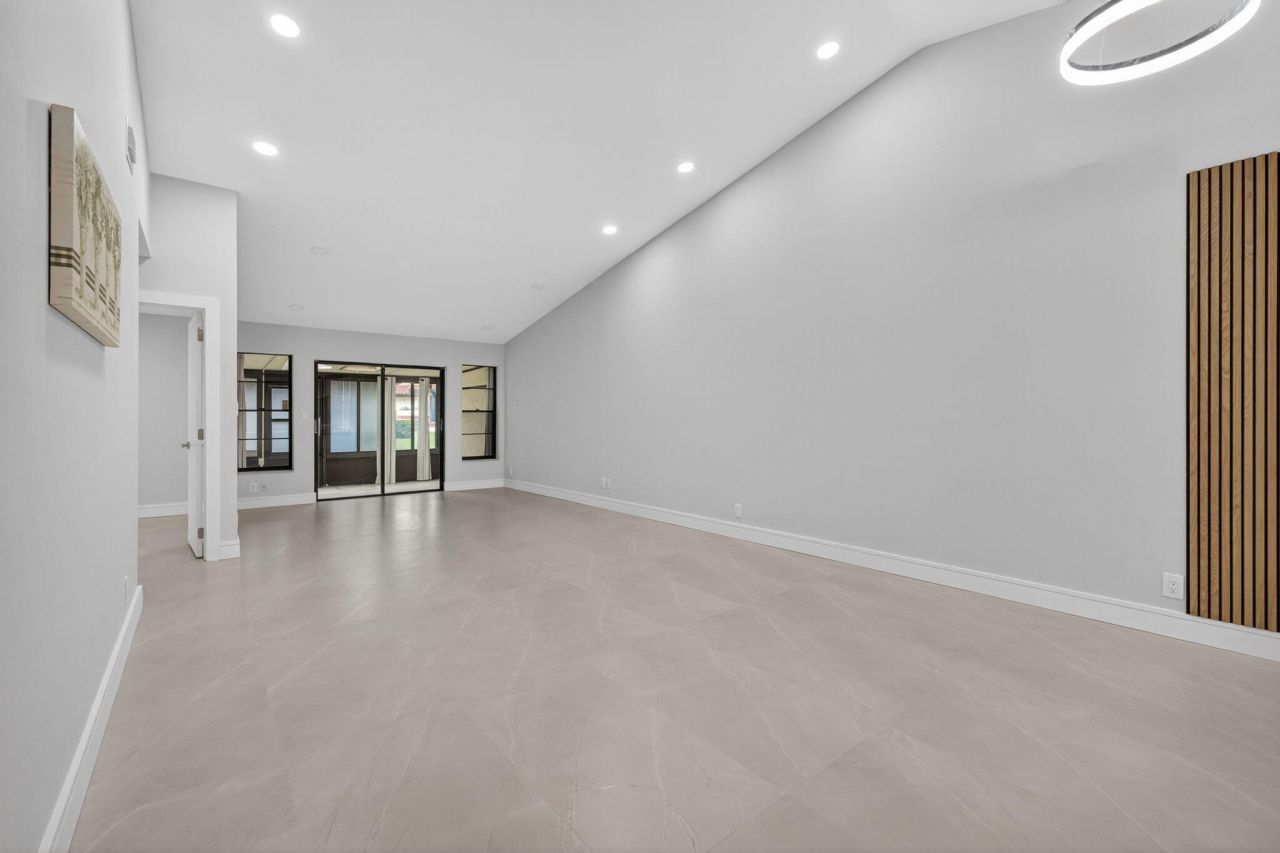 10924 Roebelini Palm Court, Unit Apt A, Boynton Beach, FL 33437 Photo