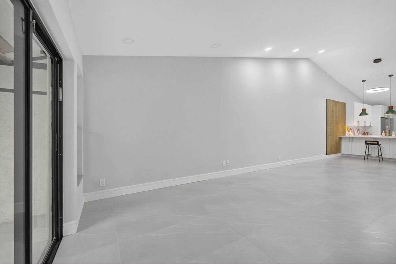 10924 Roebelini Palm Court, Unit Apt A, Boynton Beach, FL 33437 Photo