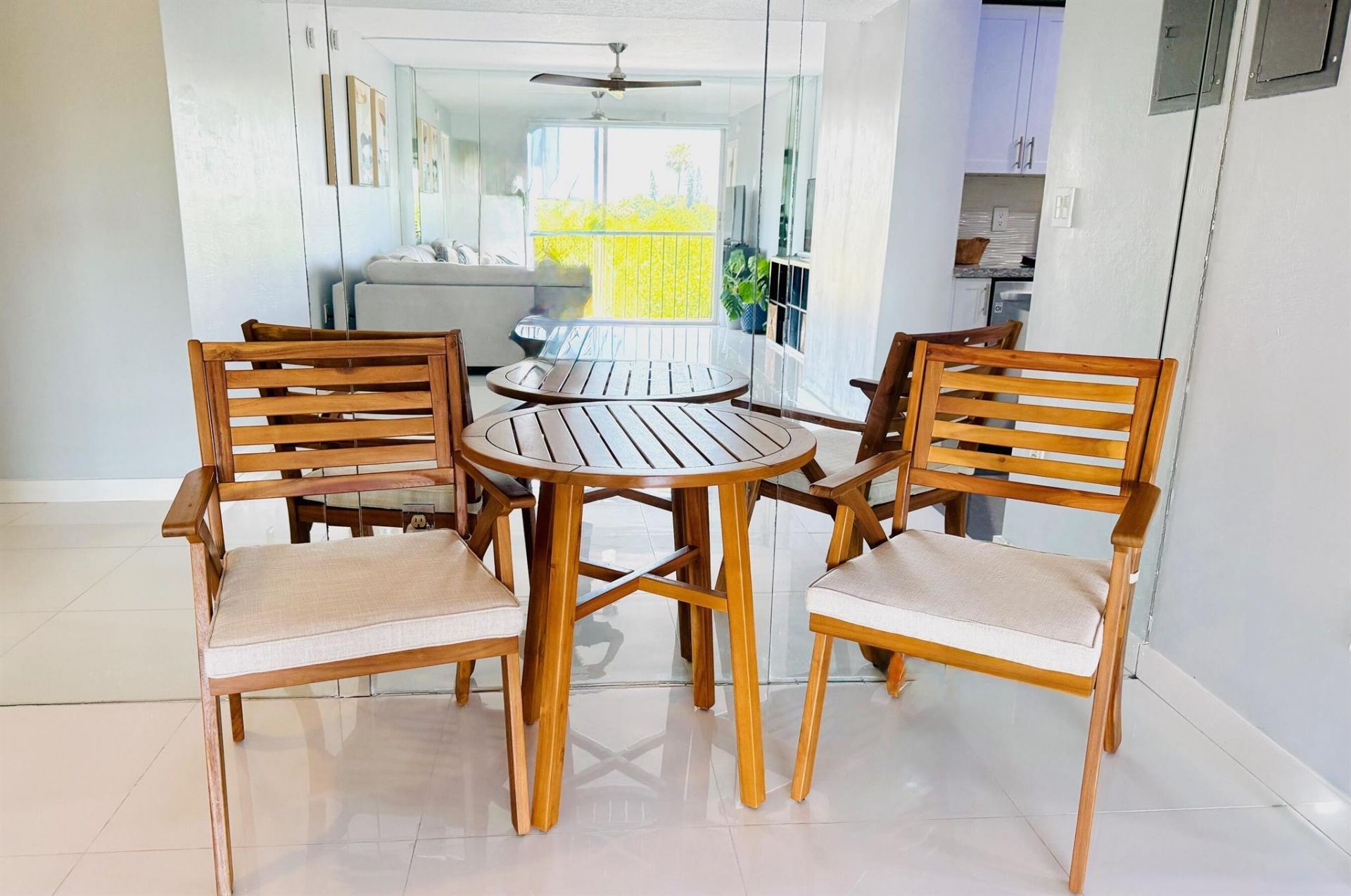 4164 Inverrary Drive, Unit 404, Lauderhill, FL 33319 Photo